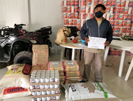 entrega-de-kits-de-alimentos-para-familias-vulnerables-y-con-pacientes-covid-19-04-1