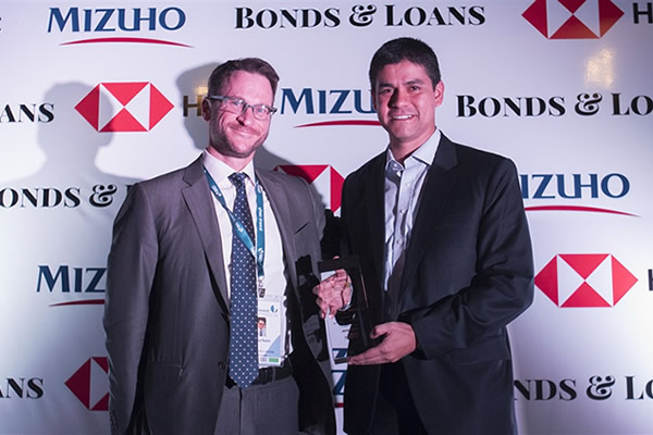 Fenix recibe premio Latin America Deal of the Year de Bonds & Loans