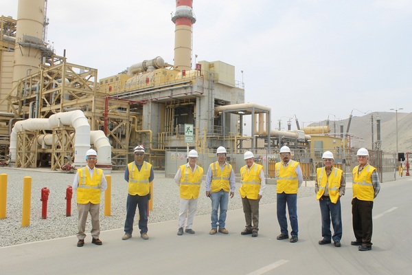 visitaron la Central Termoeléctrica de Fenix Power